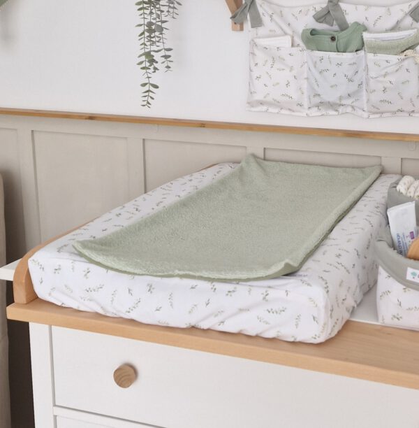 Green sheet changing cover with outer towel included (Fabric 47 and gray-green towel) - Image 3