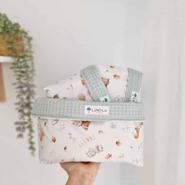 Set de cestas animales del bosque con mint empolvado (Telas 33 y 59)